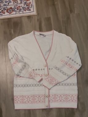 Women's White & Pink Patterned Button-Front Cardigan Sweater